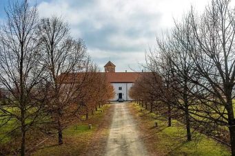 Zámek Vlasatice čtverec